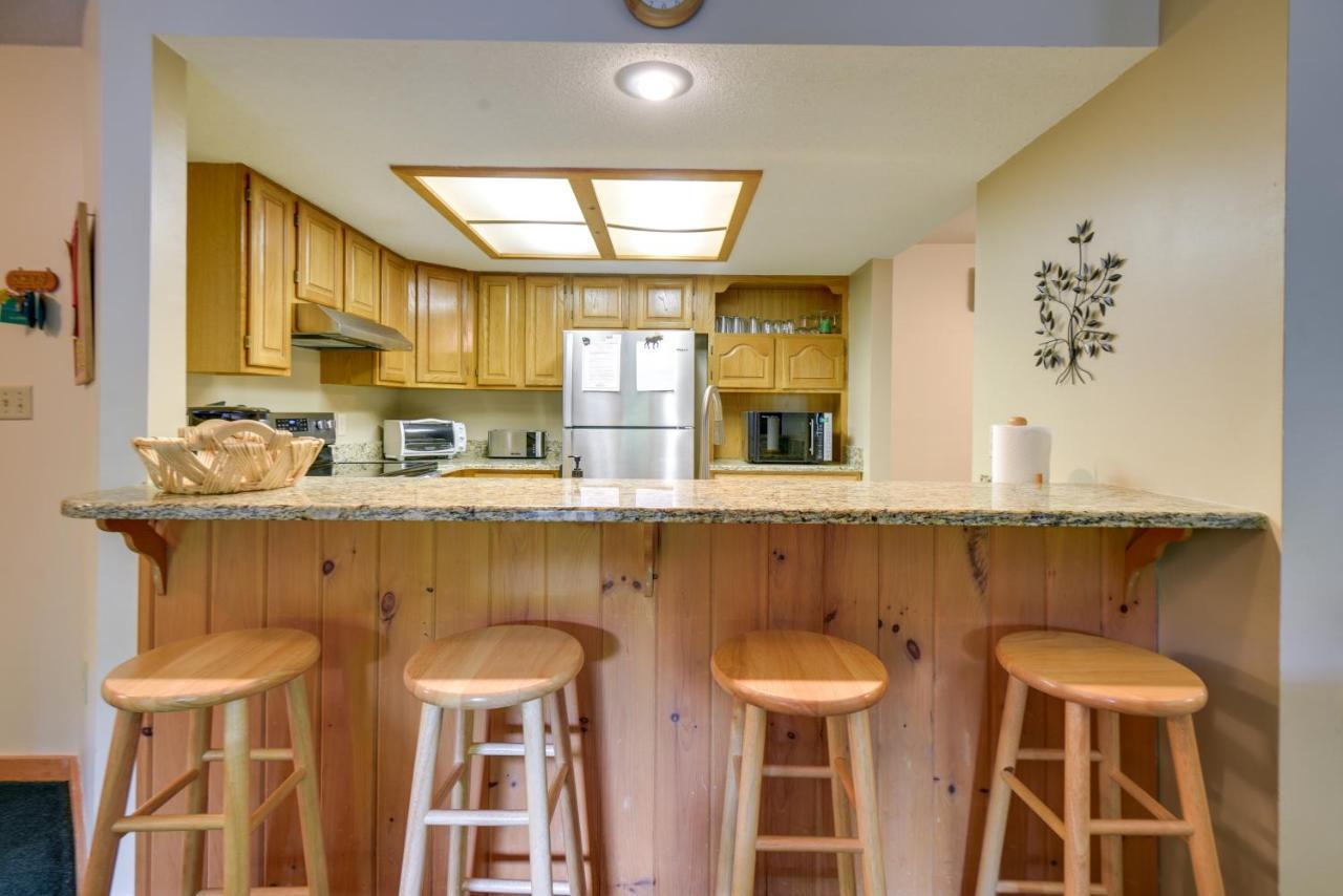 Well-Appointed Lincoln Abode Ski, Swim And Fish! Екстериор снимка