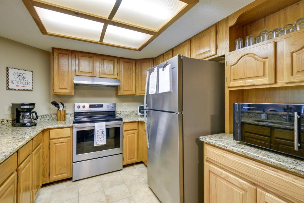 Well-Appointed Lincoln Abode Ski, Swim And Fish! Екстериор снимка